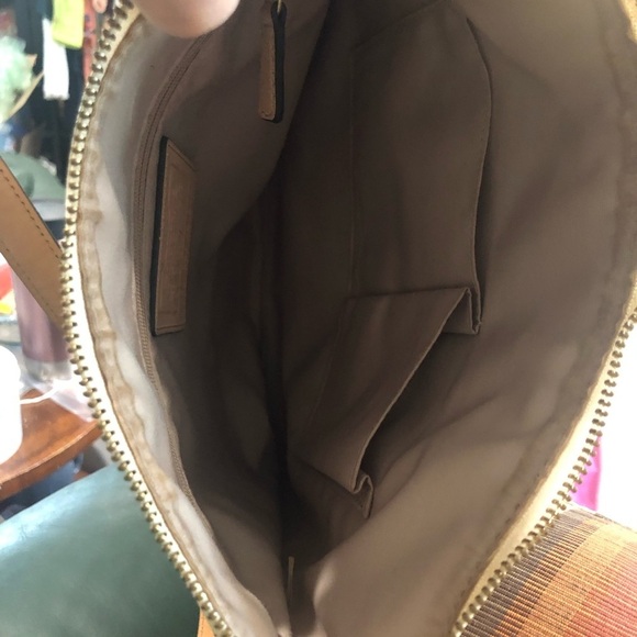 Coach Factory Peyton diagonal tattersall plaid shoulder crossbody zipper close - Picture 7 of 15